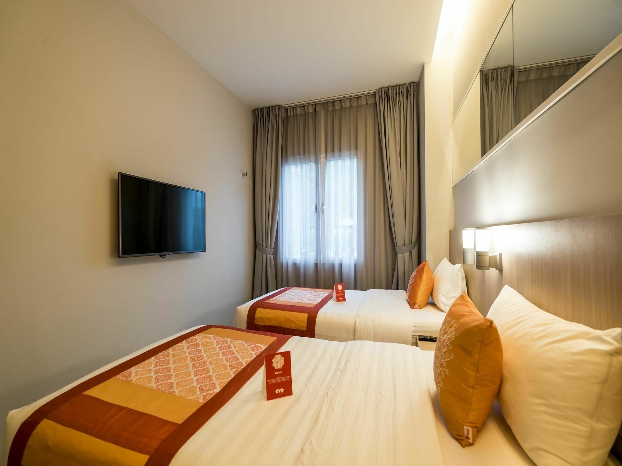 Oyo 279 Orange Premier Hotel Kuala Lumpur Exterior foto